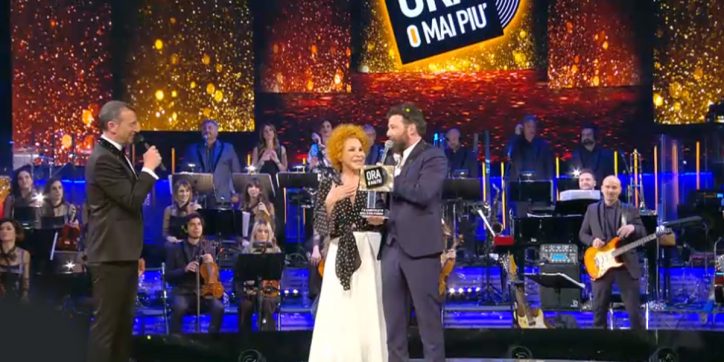 ora o mai piu vince paolo vallesi