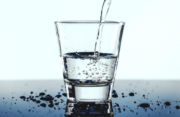 disidratazione bere acqua