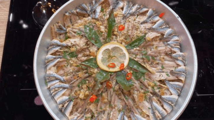 La ricetta di Angelica Sepe delle alici in tortiera da La ...