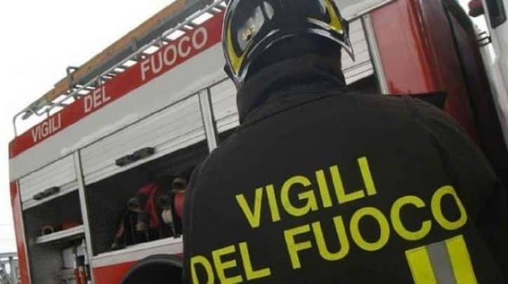 fermo bimba morta incendio madre accusata omicidio