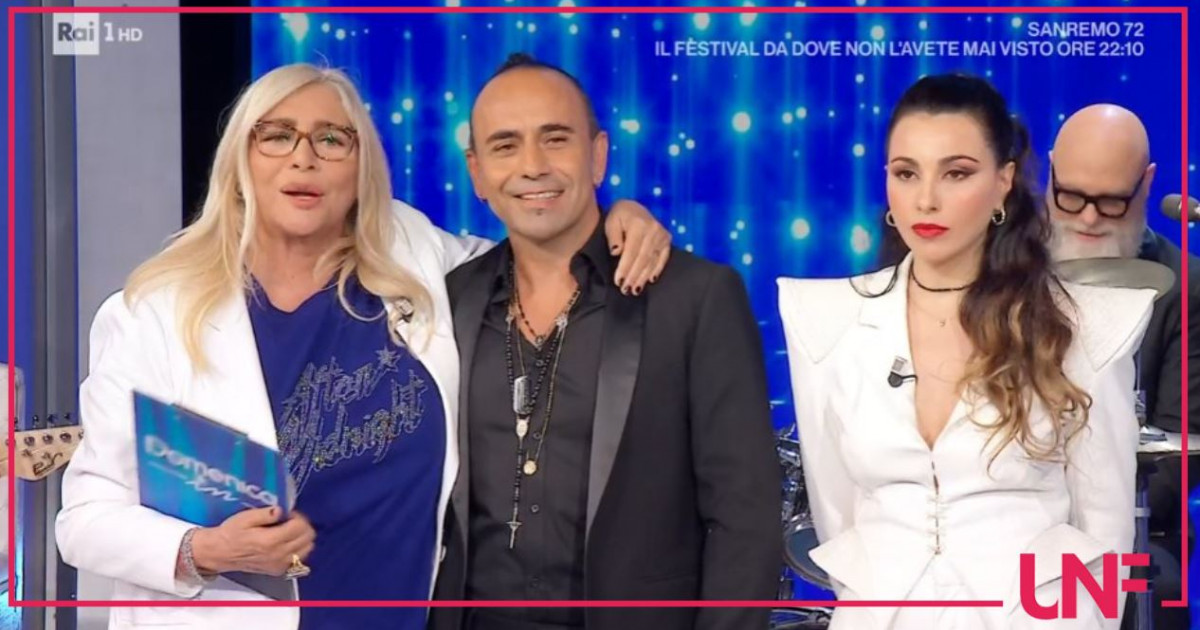 Mara Venier regina della domenica pomeriggio: Domenica IN vola al 22% di share, disastro Canale 5 Mara Venier regina della domenica pomeriggio: Domenica IN vola al 22% di share, disastro Canale 5