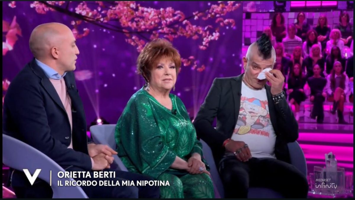 Le lacrime di Orietta Berti e dei suoi figli a Verissimo per la nipote