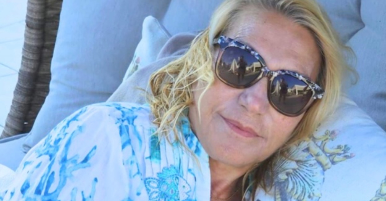 evelina flachi vacanza