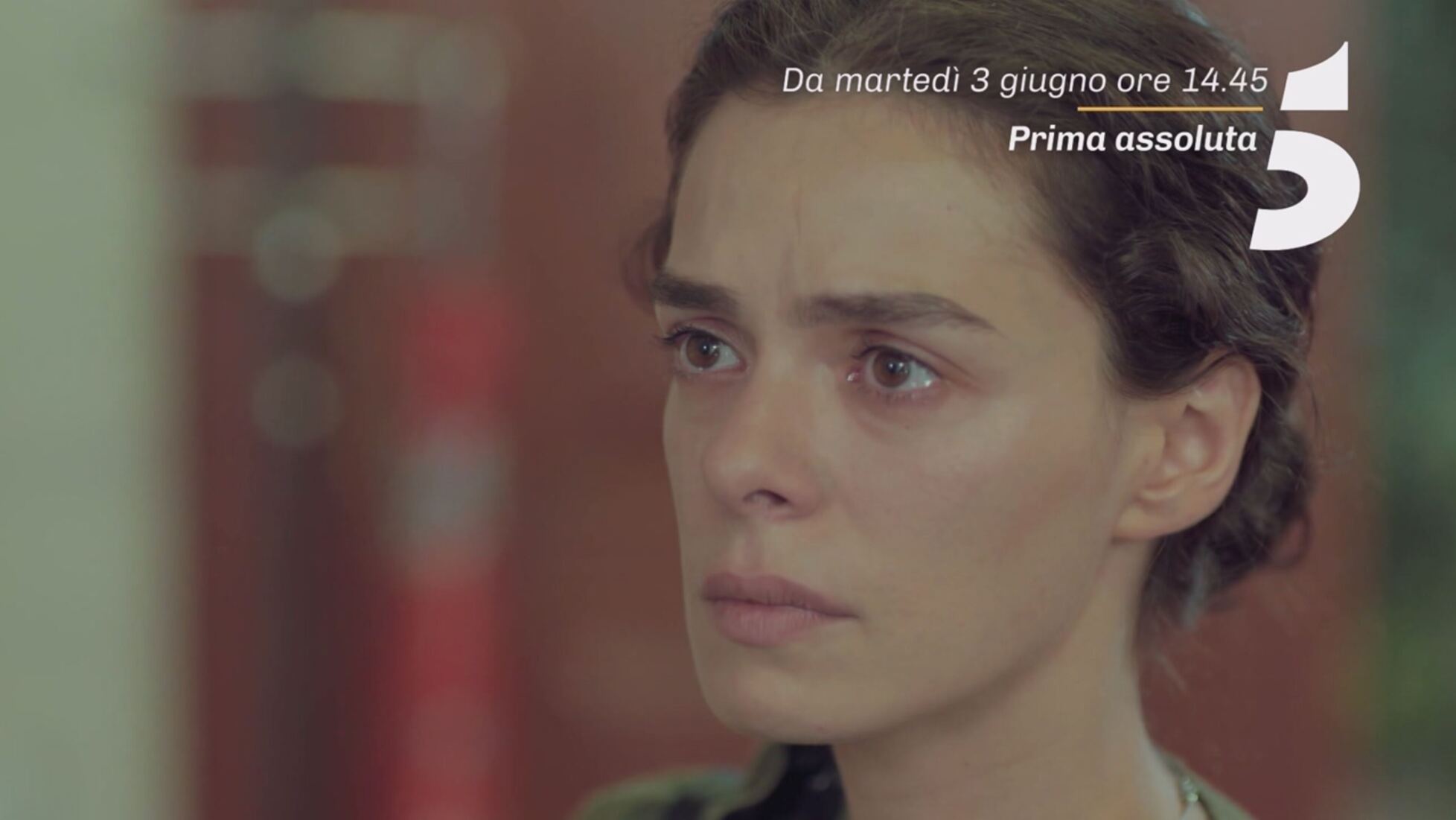 Özge Özpirinçci bahar la forza di una donna