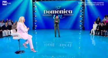 domenica in critiche