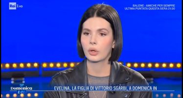 evelina sgarbi a domenica in