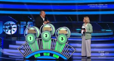 ascolti la ruota della fortuna 4 novembre 2025