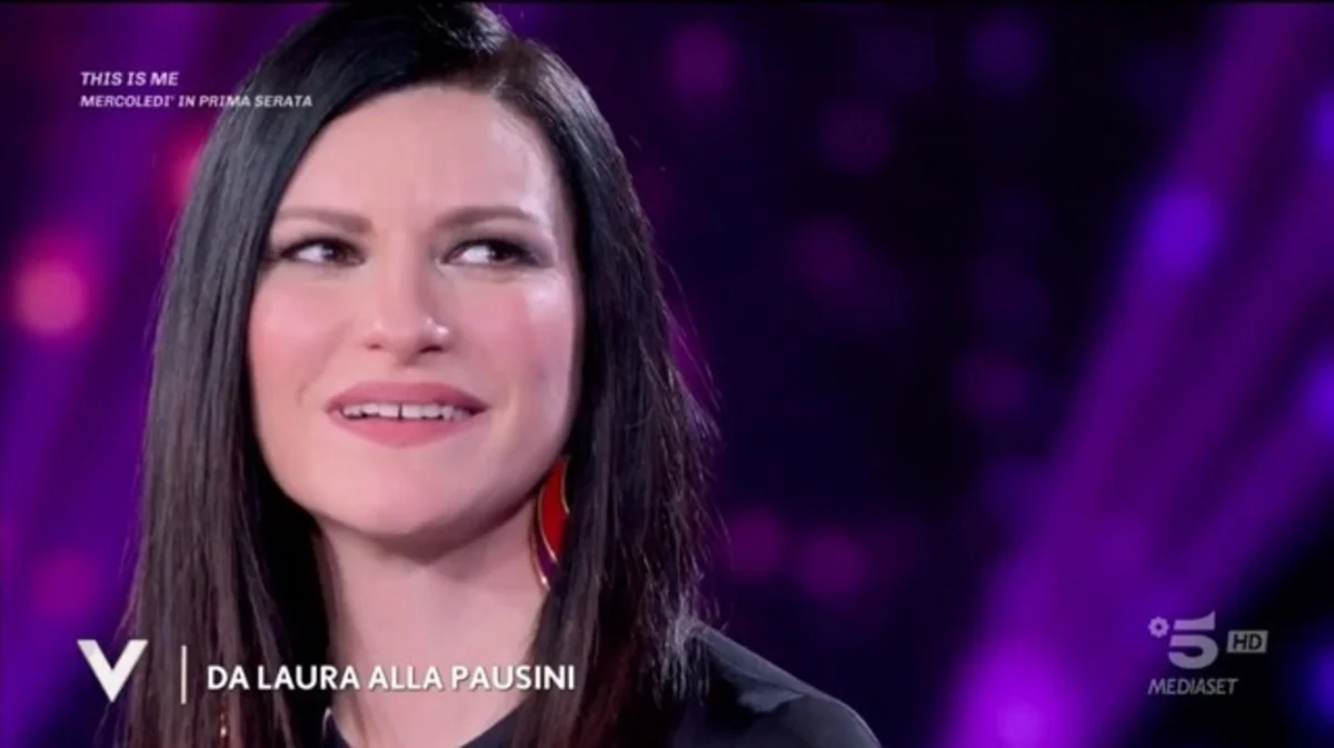 laura pausini social