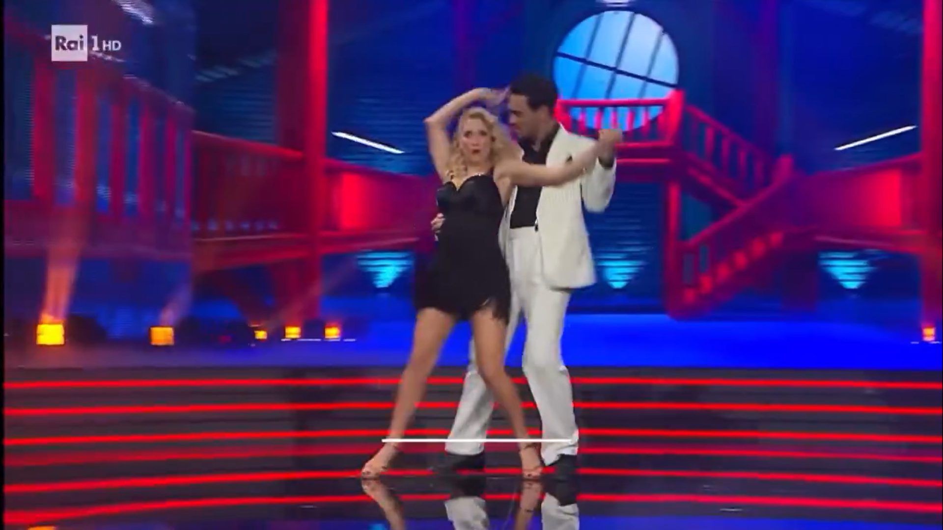 ascolti ballando con le stelle 13 dicembre