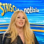 striscia la notizia arriva roberta bruzzone