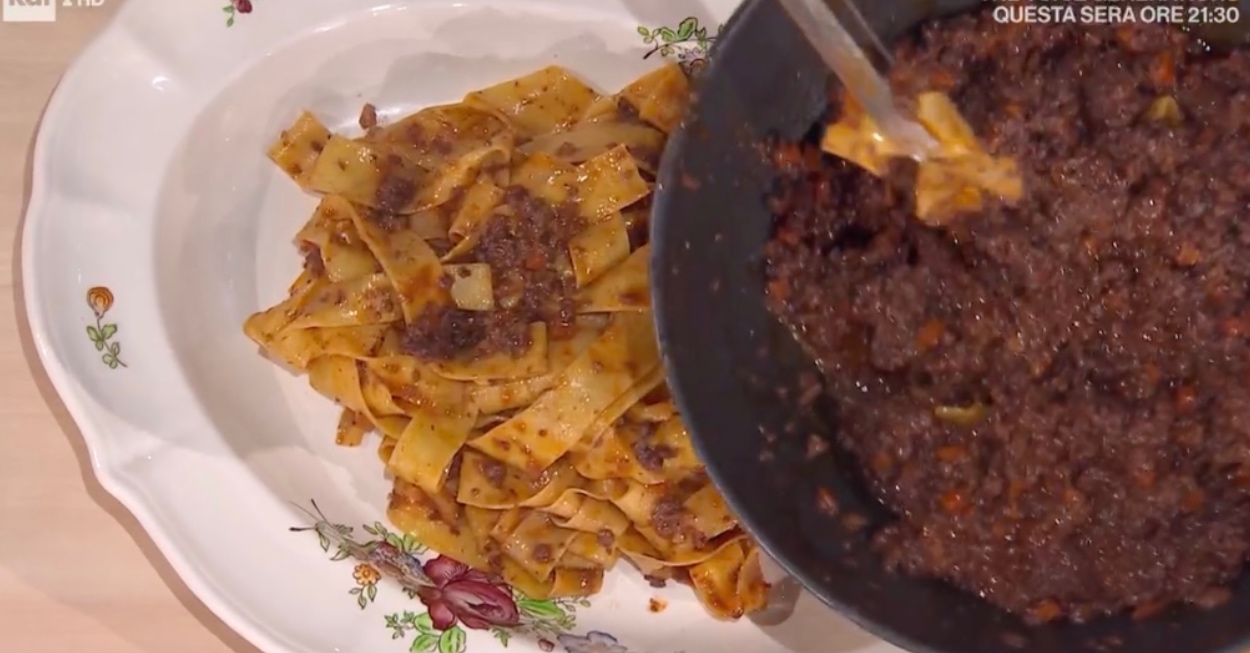 Primo piatto per Daniele Persegani con la ricetta delle pappardelle al ...