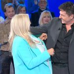 mara venier abbraccia teo mammucari