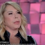 anna pettinelli lascia amici