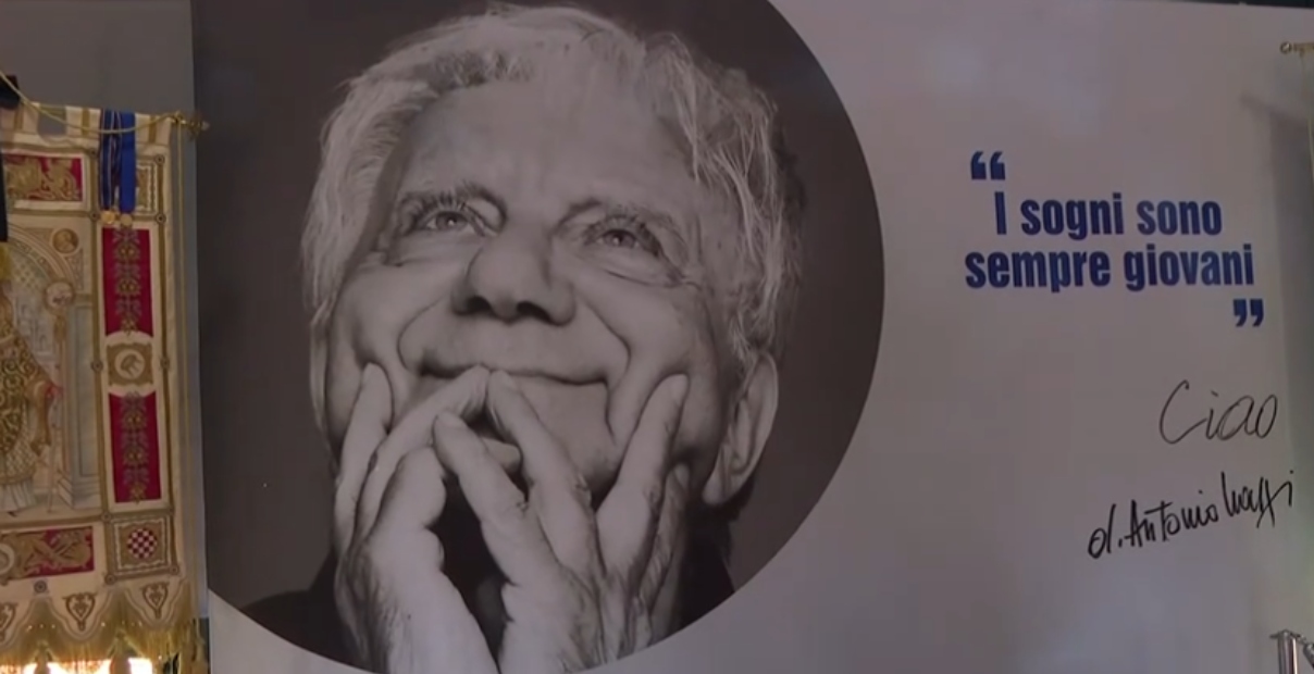 addio don mazzi funerale